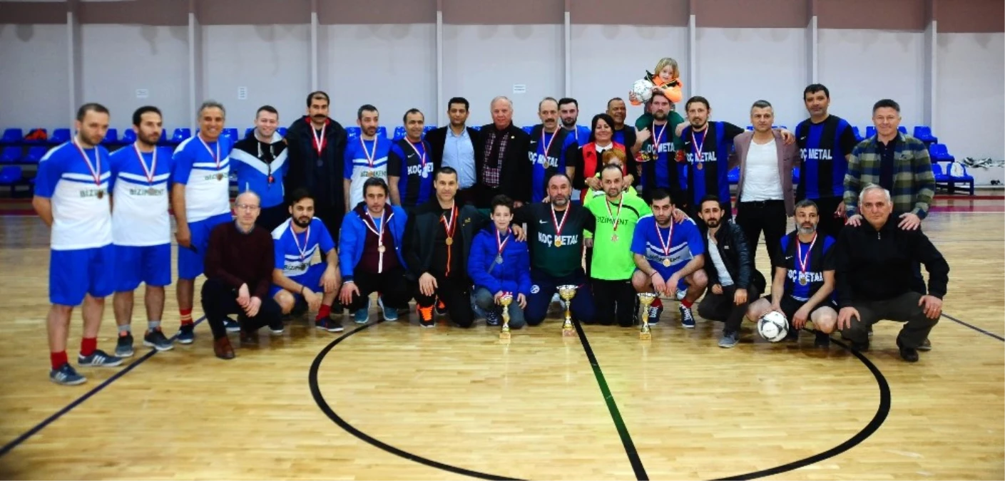 Beylikdüzü Birinci Futsal Turnuvası\'nda Final Yapıldı