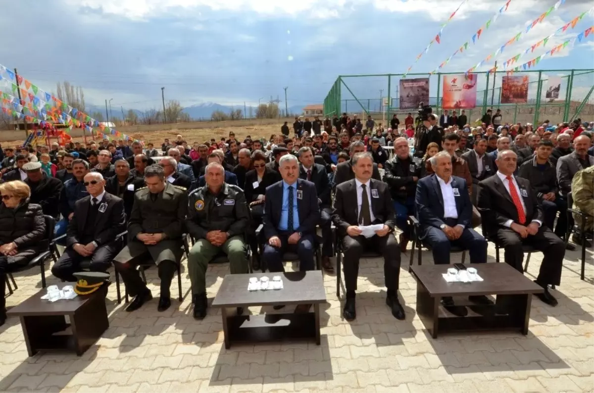 Çanakkale Şehitleri Anma Töreninde Hüzünlü Anlar