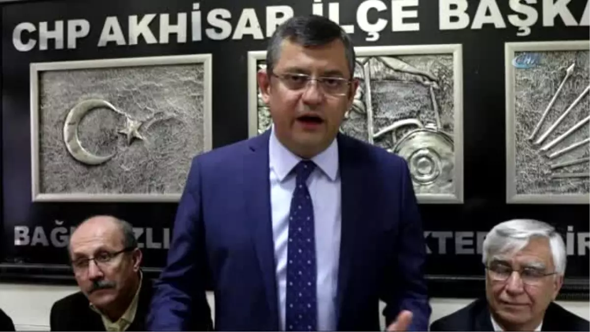 CHP\'li Özgür Özel ve Selin Sayek Böke Akhisar\'da Konuştu