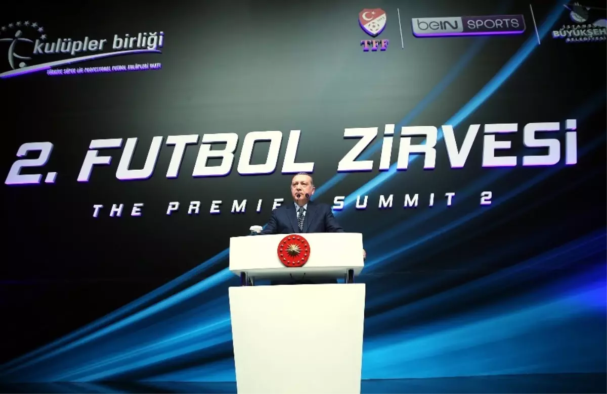 Cumhurbaşkanı Recep Tayyip Erdoğan Futbol Zirvesi\'nde Konuştu 3