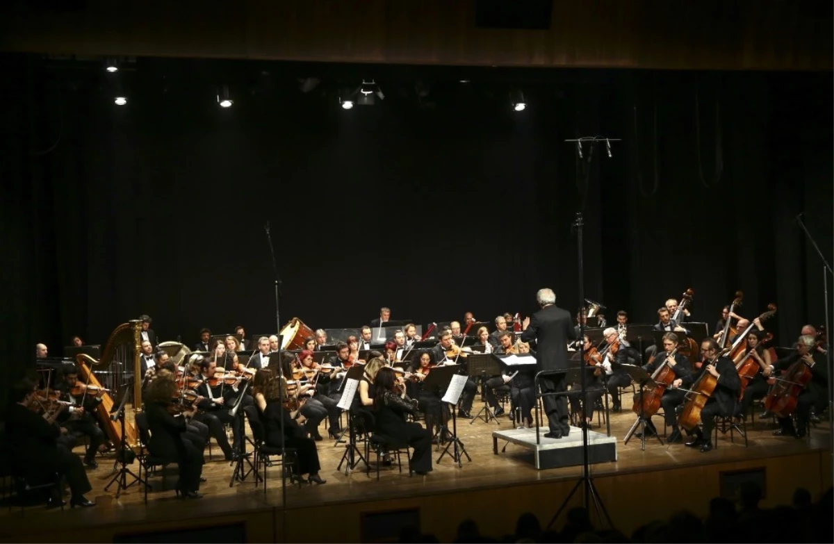 Devlet Senfoni Orkestrası Çanakkale Zaferi\'nin Ruhunu Yaşattı