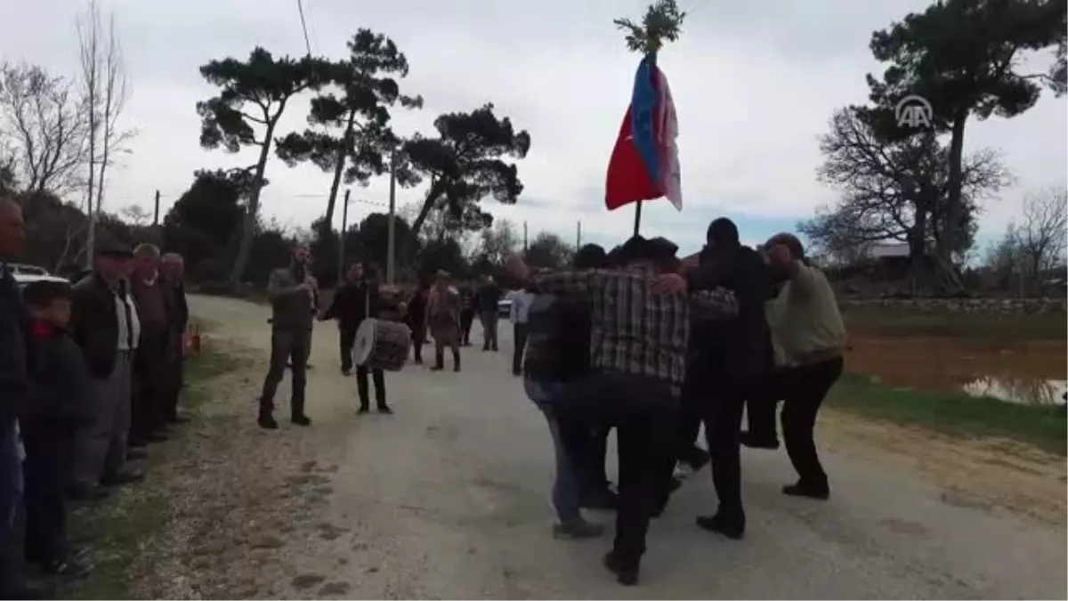 Geleneksel Köy Düğünü Canlandırıldı