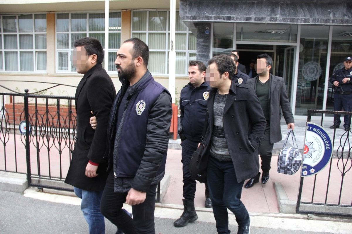 HSYK Tarafından İhraç Edilen 16 Hakim ve Savcı Adliyeye Sevk Edildi