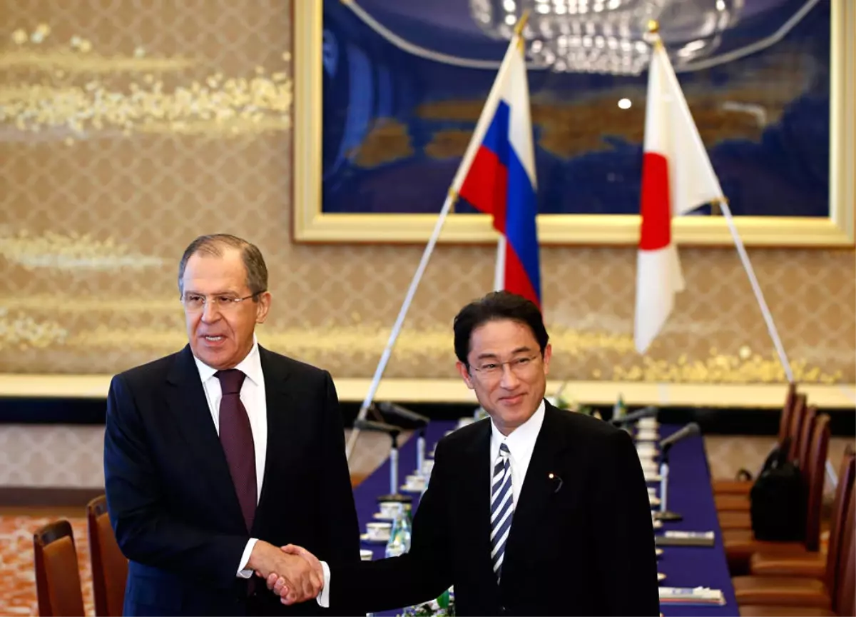 Japonya Dışişleri Bakanı: Lavrov Güçlü Bir Diplomat