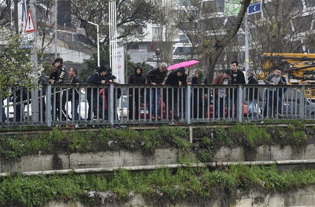 Kağıthane Deresi\'nden Ceset Bulundu