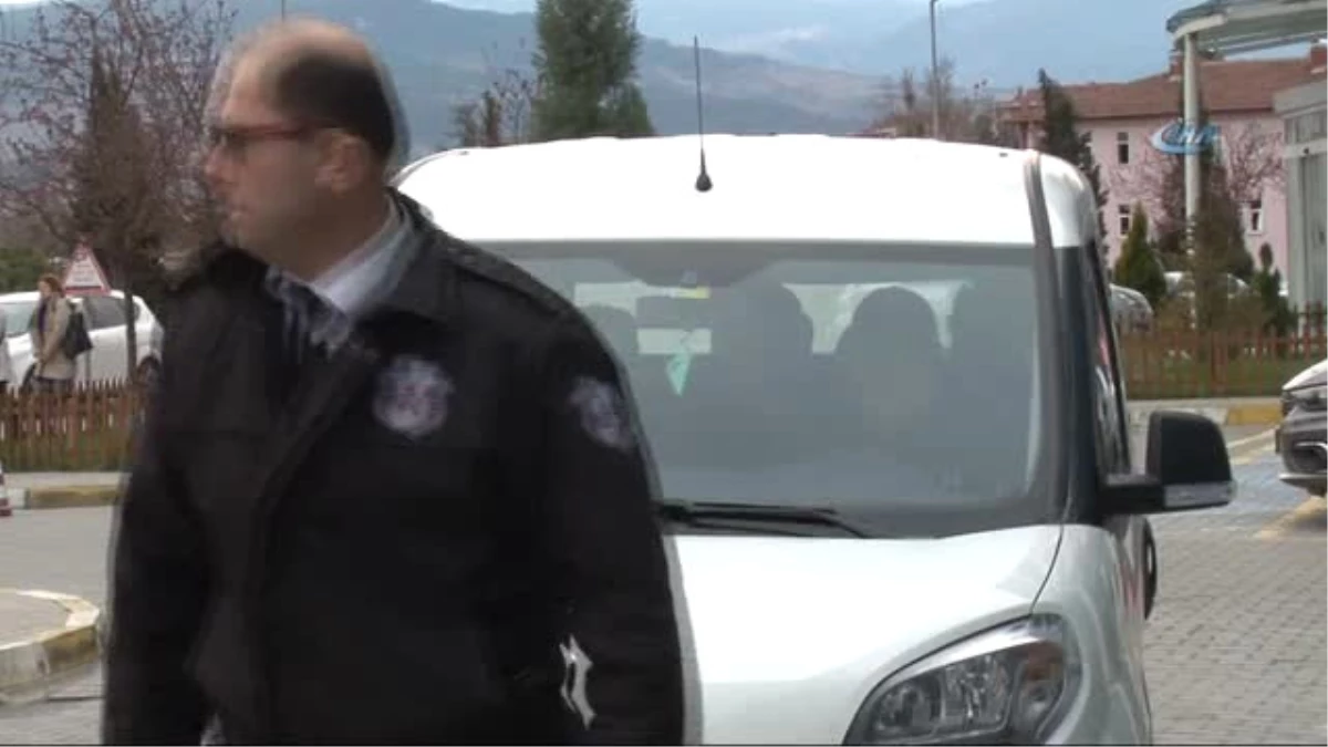 Karabük\'te Fetö Operasyonu: 2 Gözaltı