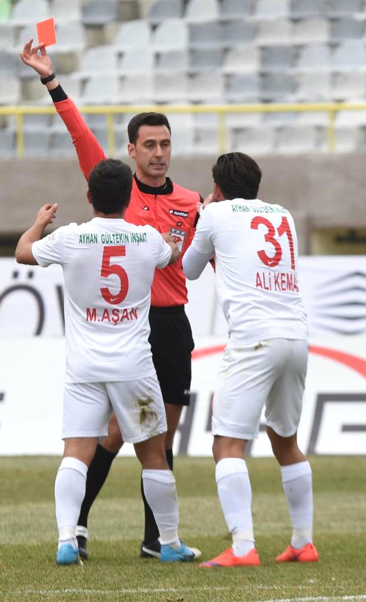 Karşıyaka\'da Kırmızı Kabusu