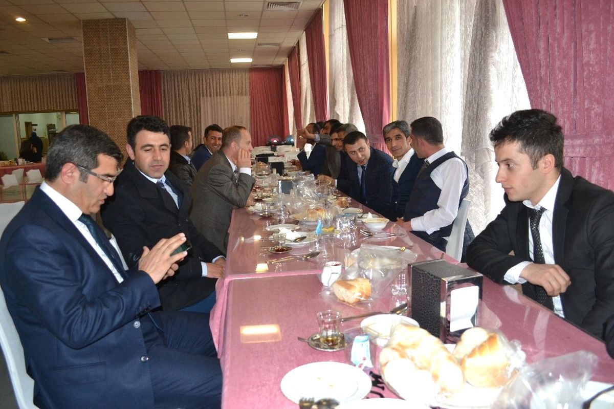 Şehit ve Gazi Yakınlarına Yemek Programı Düzenlendi