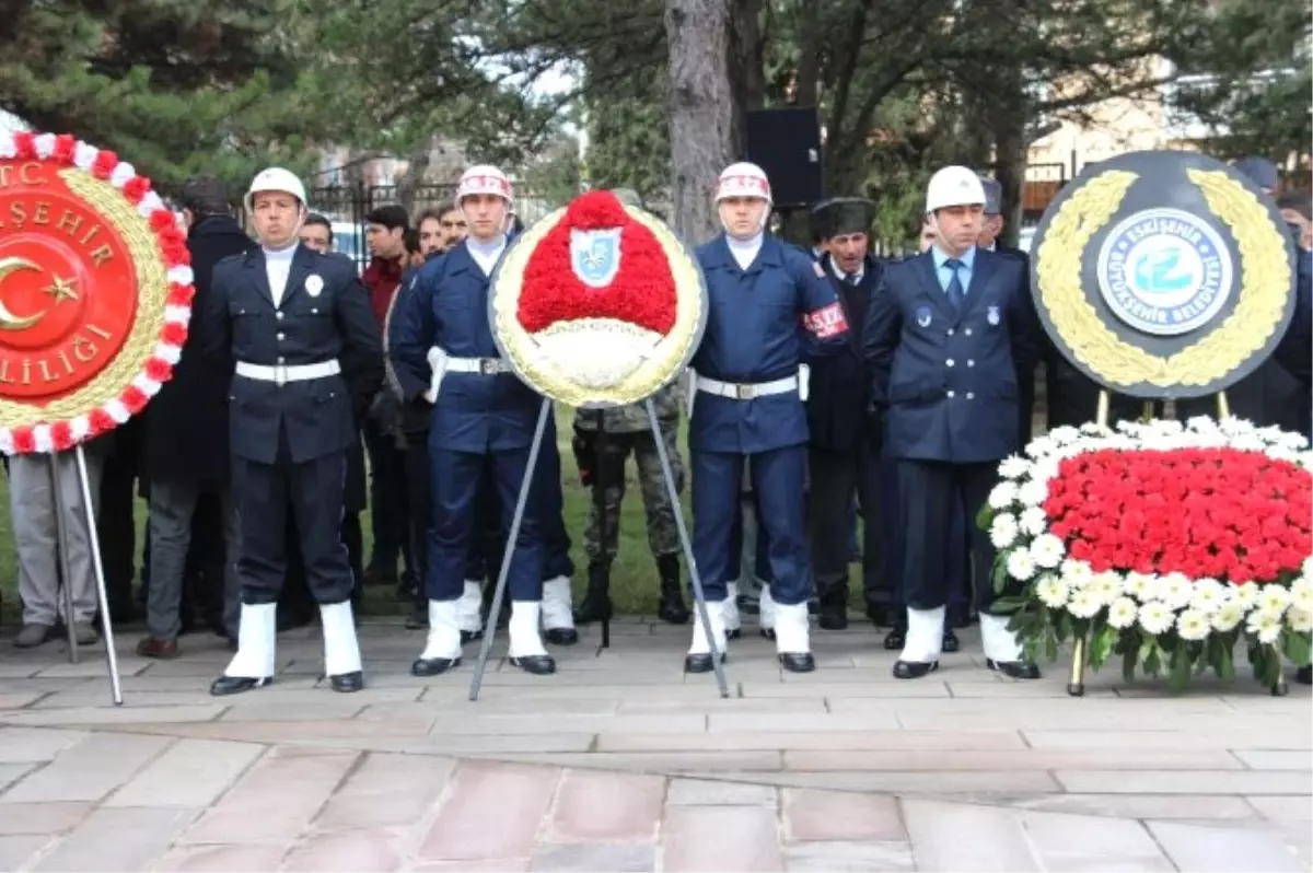 Şehitleri Anma Günü ve Çanakkale Deniz Zaferi\'nin 102. Yılı