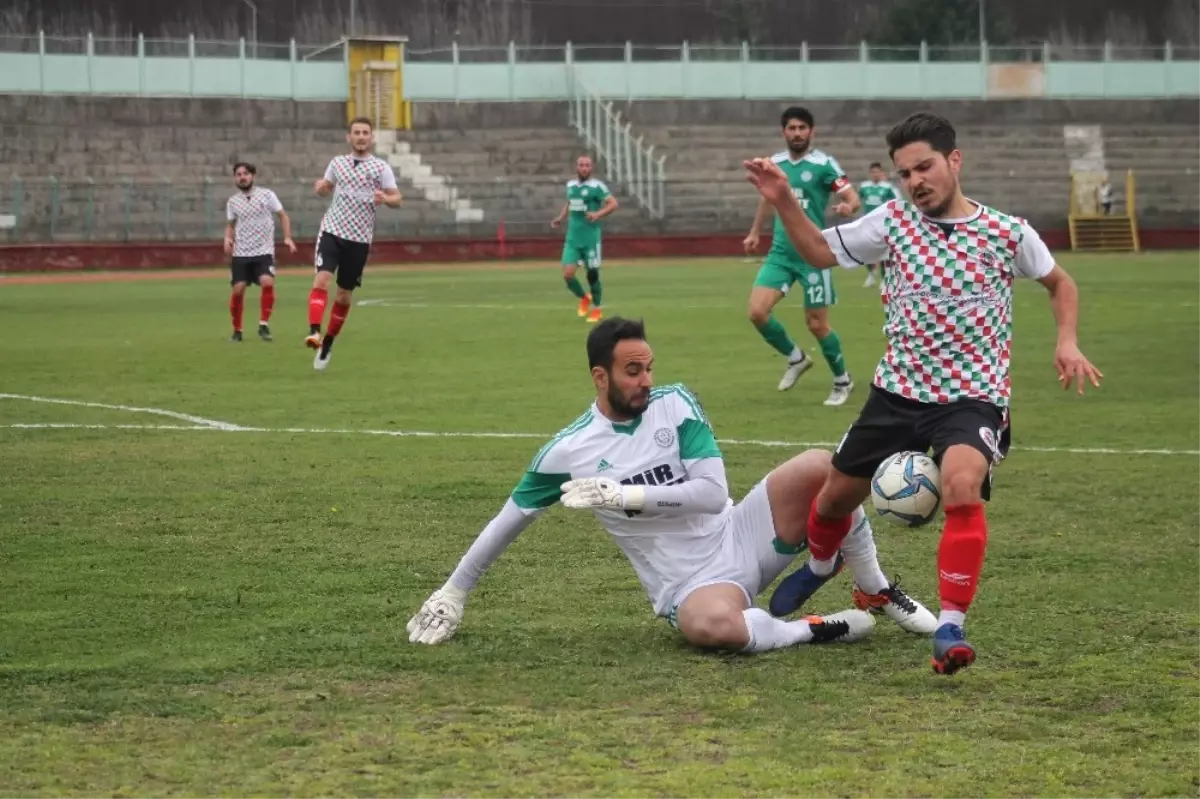 Yalovaspor Kendini Ateşe Attı