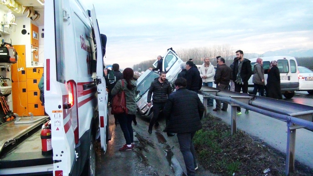 Yeni Görev Yerine Giderken Kaza Geçirdi