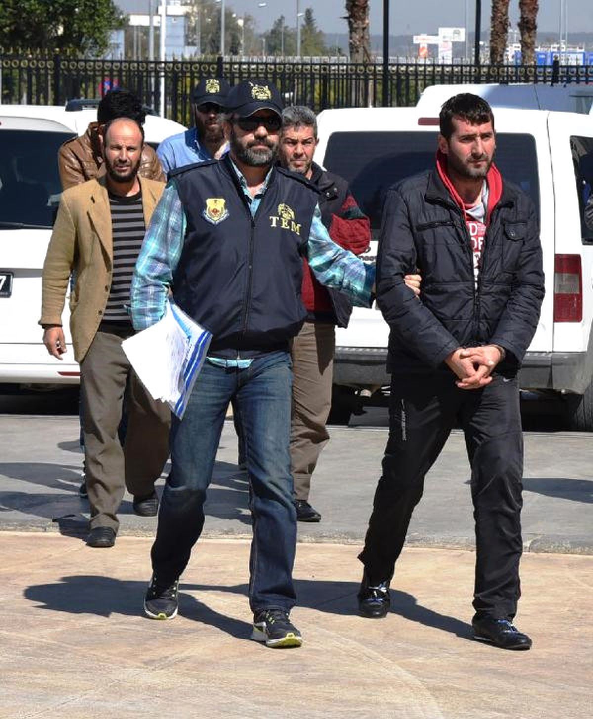 Antalya\'da Deaş Operasyonu: 5 Gözaltı