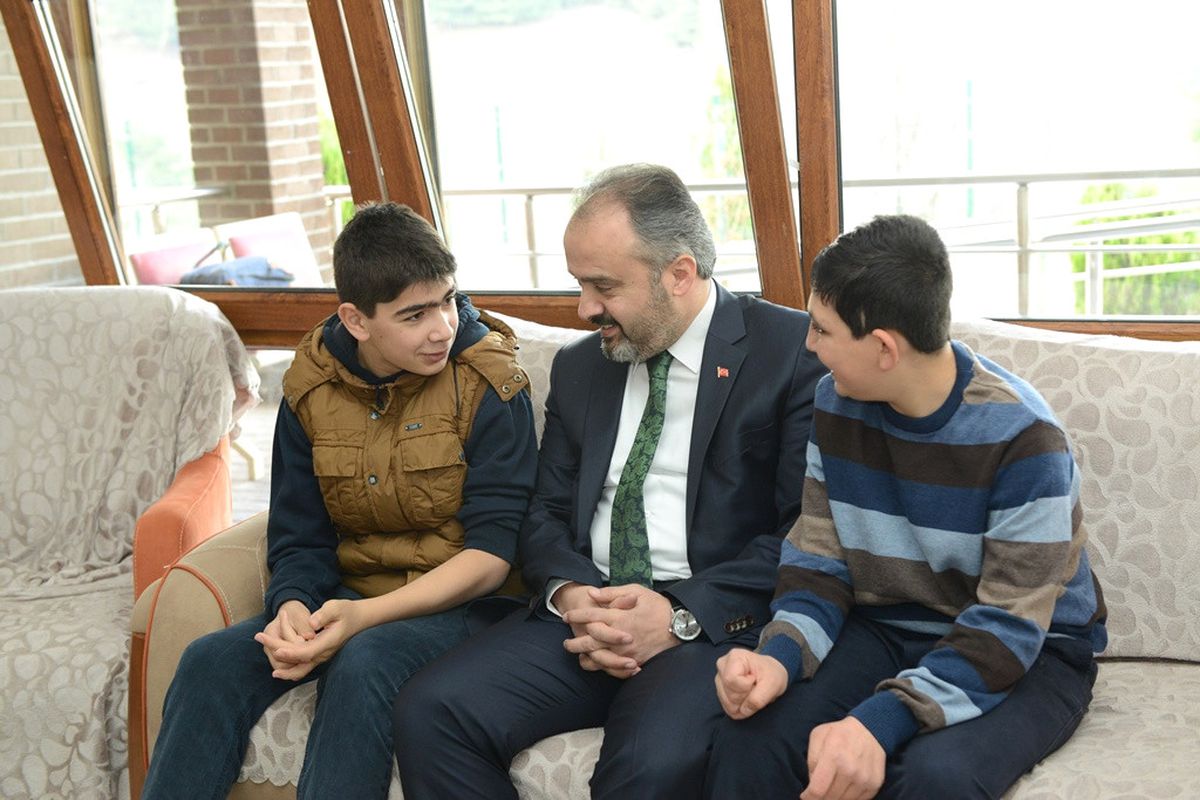 "Artık Engellilerini Saklayan Değil, Hizmet Eden Bir Devlet Var"