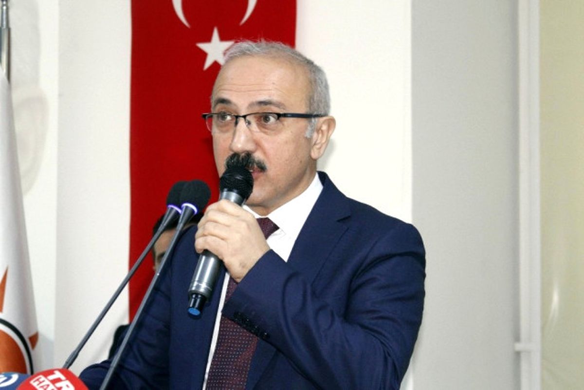 Bakan Elvan\'dan MHP İlçe Başkanlığına Ziyaret
