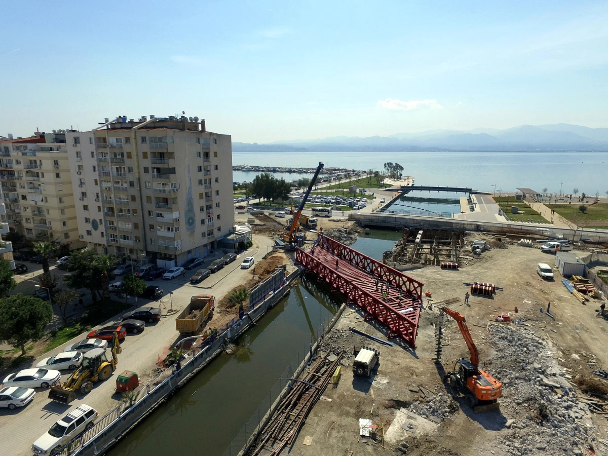 Bostanlı Deresi aşıldı