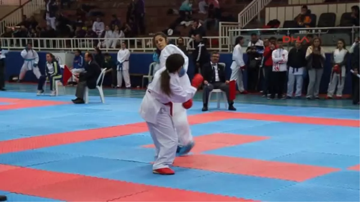 Burdur\'da Karate Rüzgarı