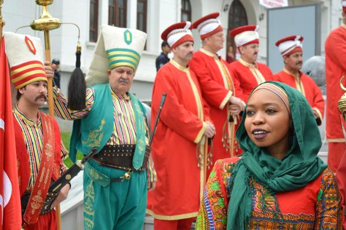 Bursa\'da Nevruz Kutlamalarında Yabancıların Mehter İlgisi