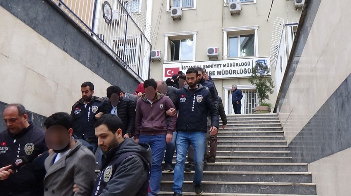 Çaldıkları Mazotu Satmak Için Istasyon Açmışlar