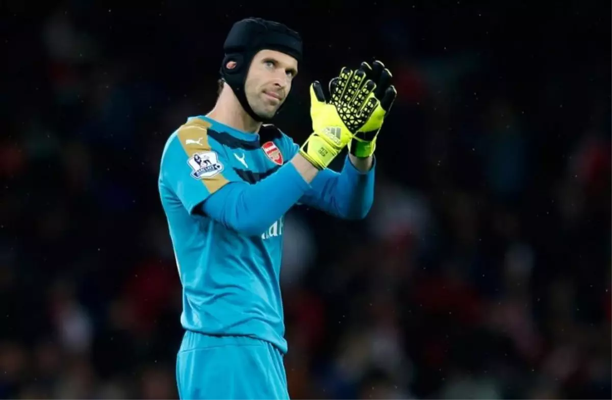 Cech, Çekya\'da 9. Kez Yılın Futbolcusu Seçildi