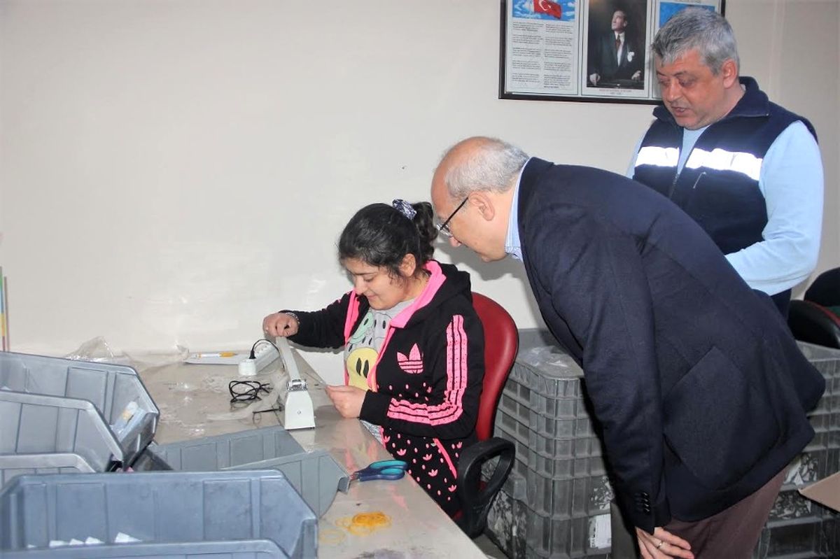 CHP\'li Çakırözer Engelli Çalışanlarla Bir Araya Geldi
