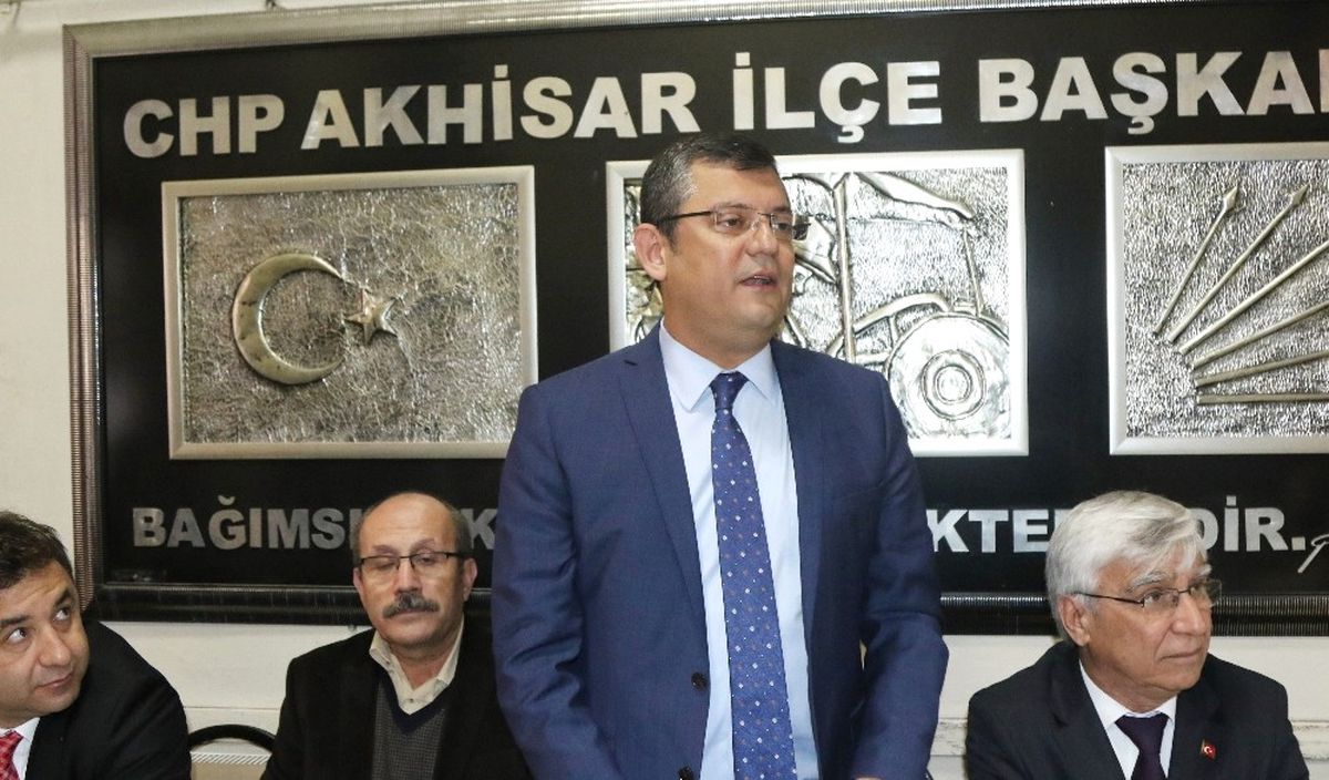CHP\'li Özgür Özel ve Selin Sayek Böke Akhisar\'da Konuştu