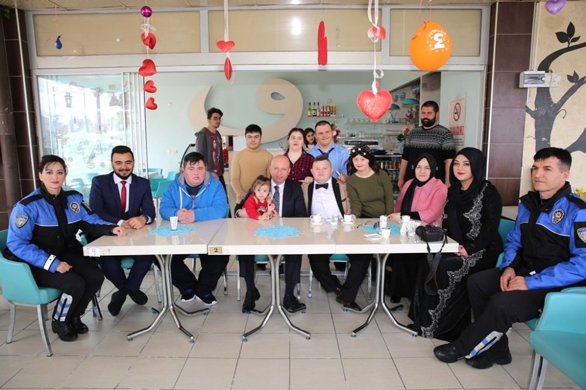 Çolakbayrakdar, "Down Sendromluların Her Zaman Farkında ve Daima Yanındayız"