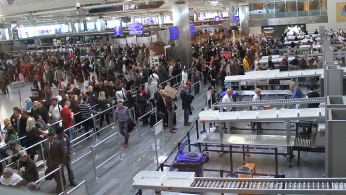 Dha İstanbul - "Elektronik Cihaz Yasağı" Transit Yolcu Sayısını Olumsuz Etkileyecek