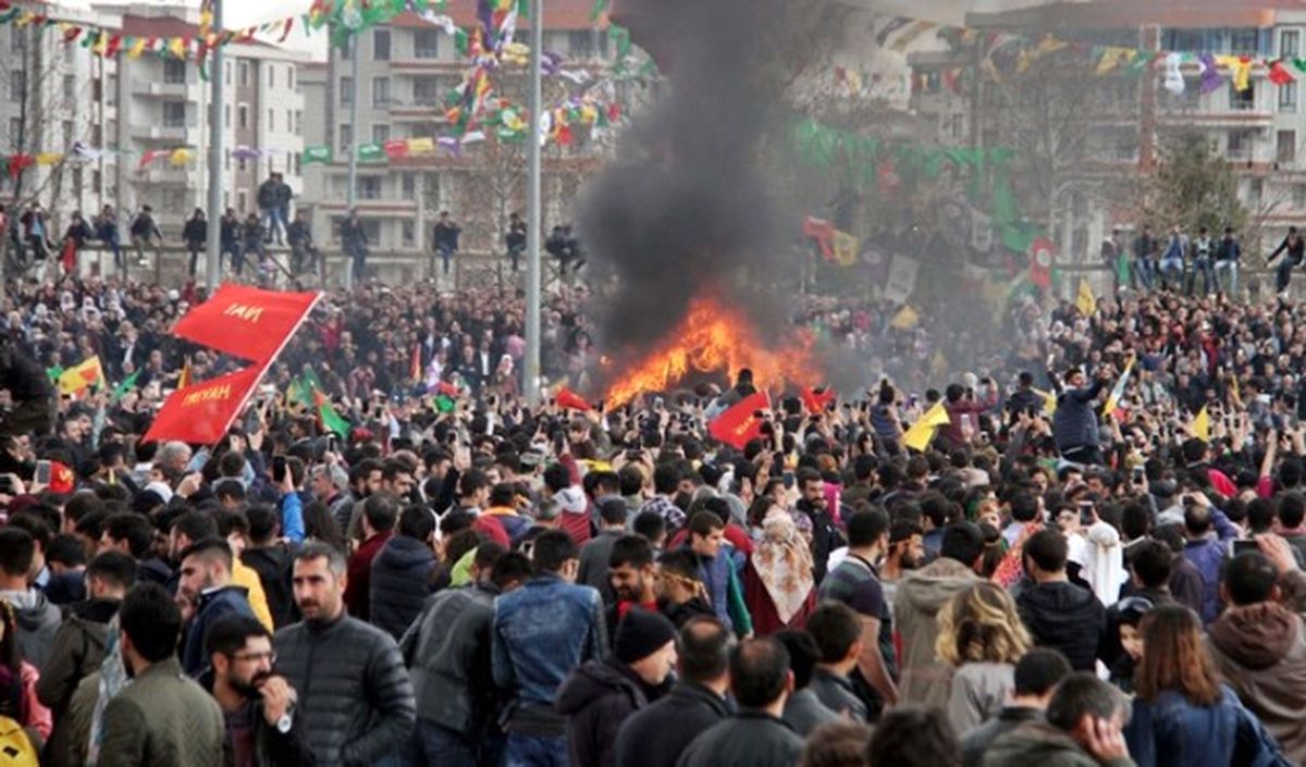 Diyarbakır\'da Nevruz Kutlandı