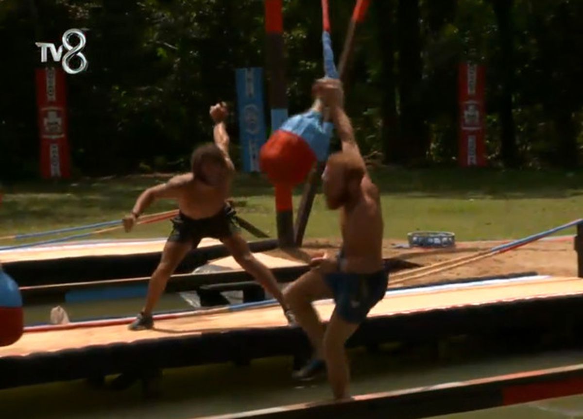 Survivor\'da Ogeday Furkan\'ı Paçalı Güvercin\'e Benzetti