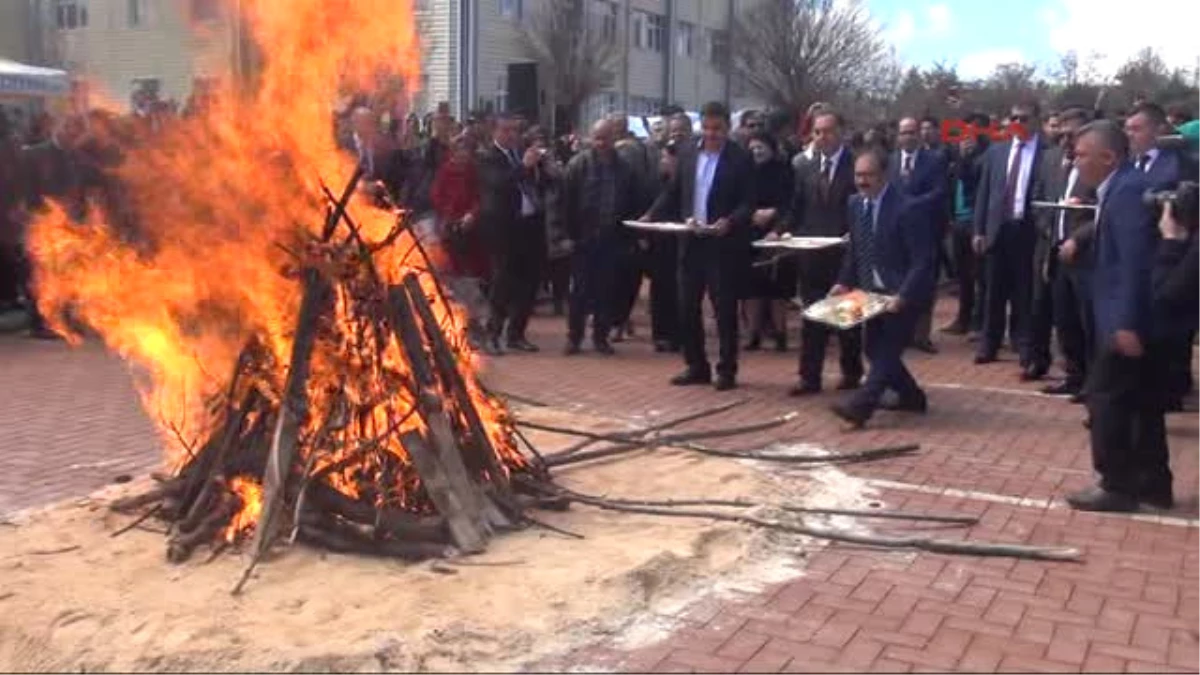 Gaziantep Üniversitesi\'nde, Nevruz Kutlandı