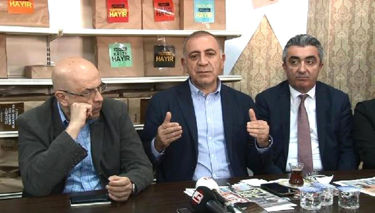 Gürsel Tekin\'den Tff Başkanı Demirören\'e İstifa Çağrısı