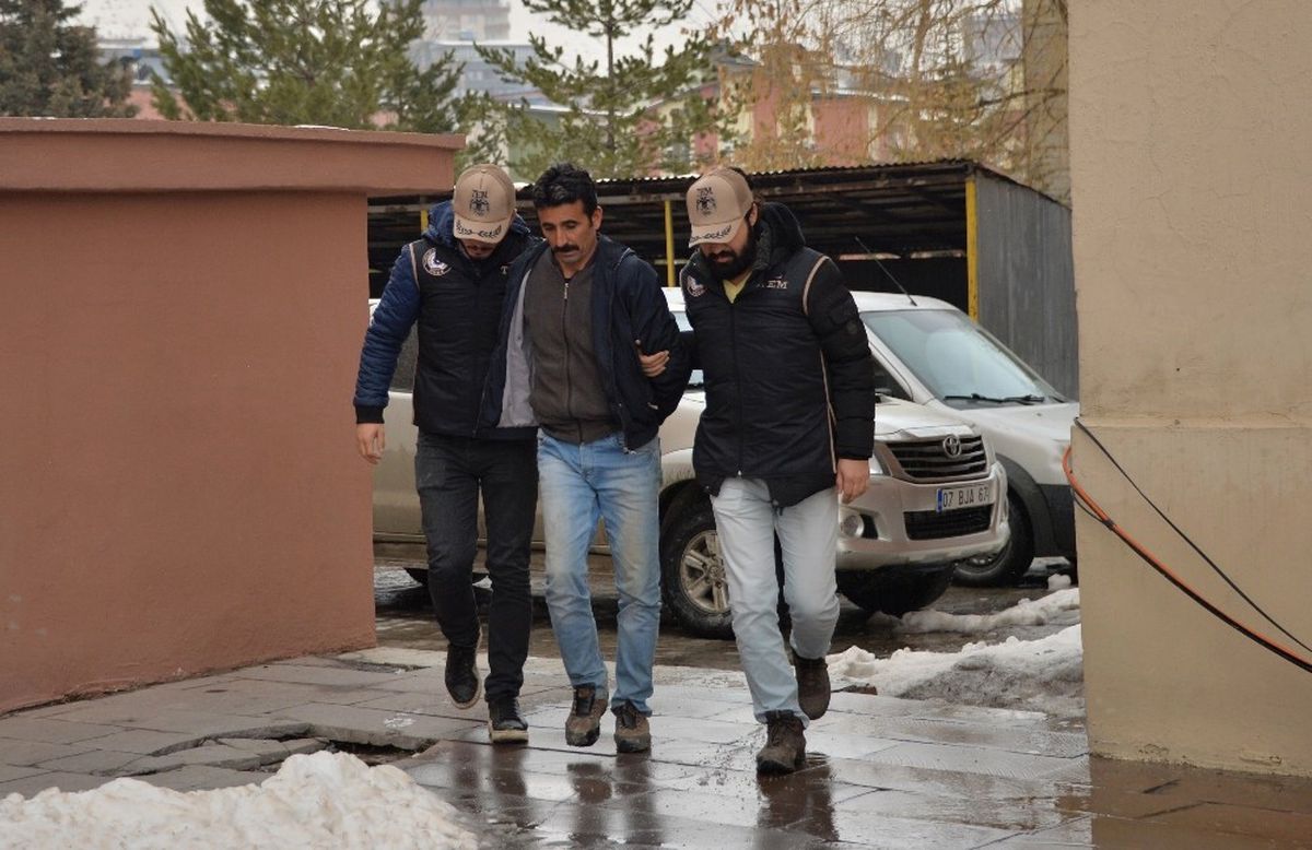 Hakkari\'de Terör Operasyonunda 1 Kişi Tutuklandı