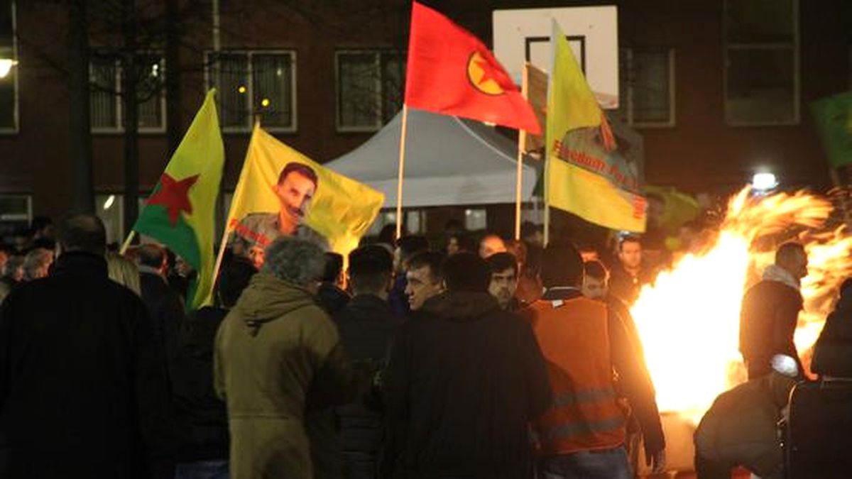 Hollanda\'nın, Terör Örgütü PKK\'nın Etkinliğine İzin Vermesi