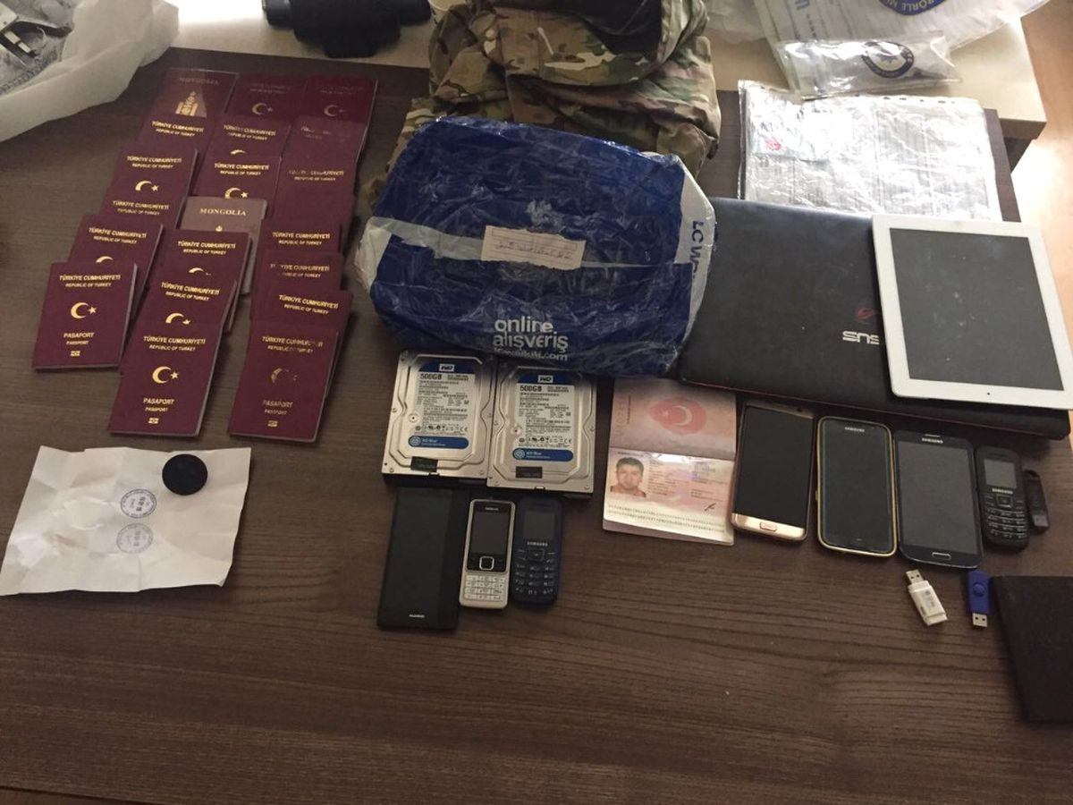 Istanbul\'da Deaş Operasyonu: 5 Gözaltı