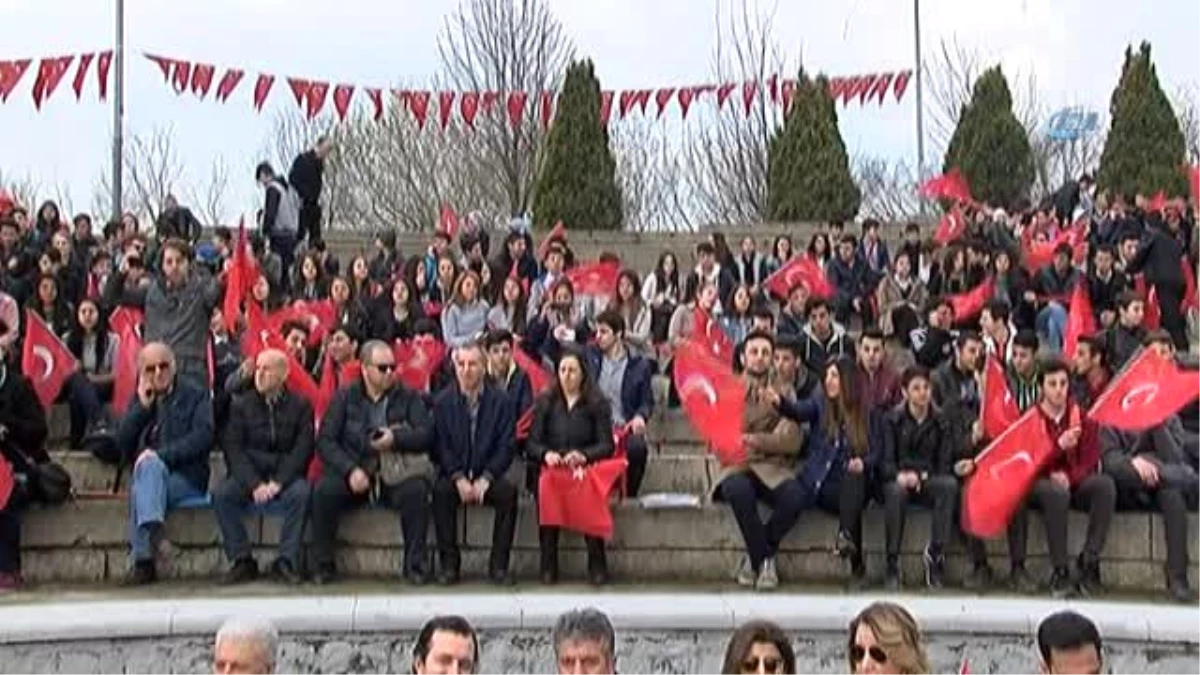 İstanbul\'daki Nevruz Bayramı Kutlamaları Renkli Görüntülere Sahne Oldu