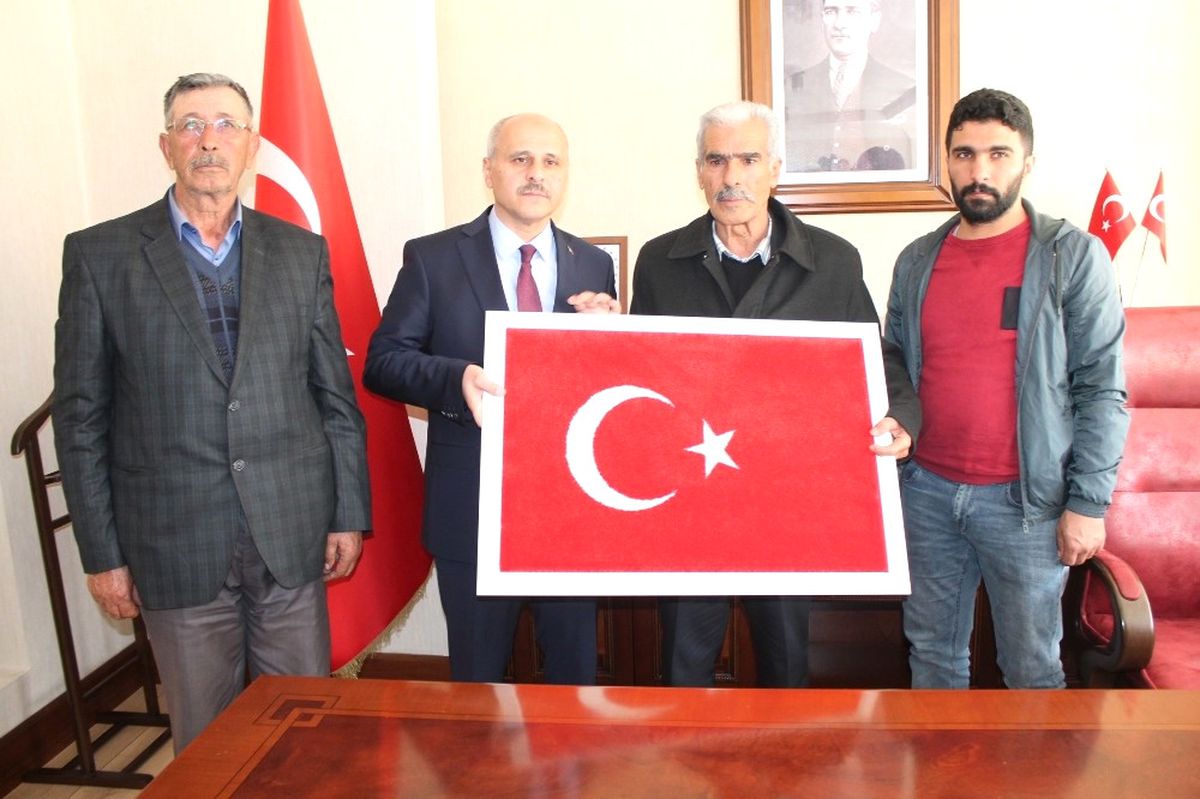 Kahramanların Babaları Buluştu