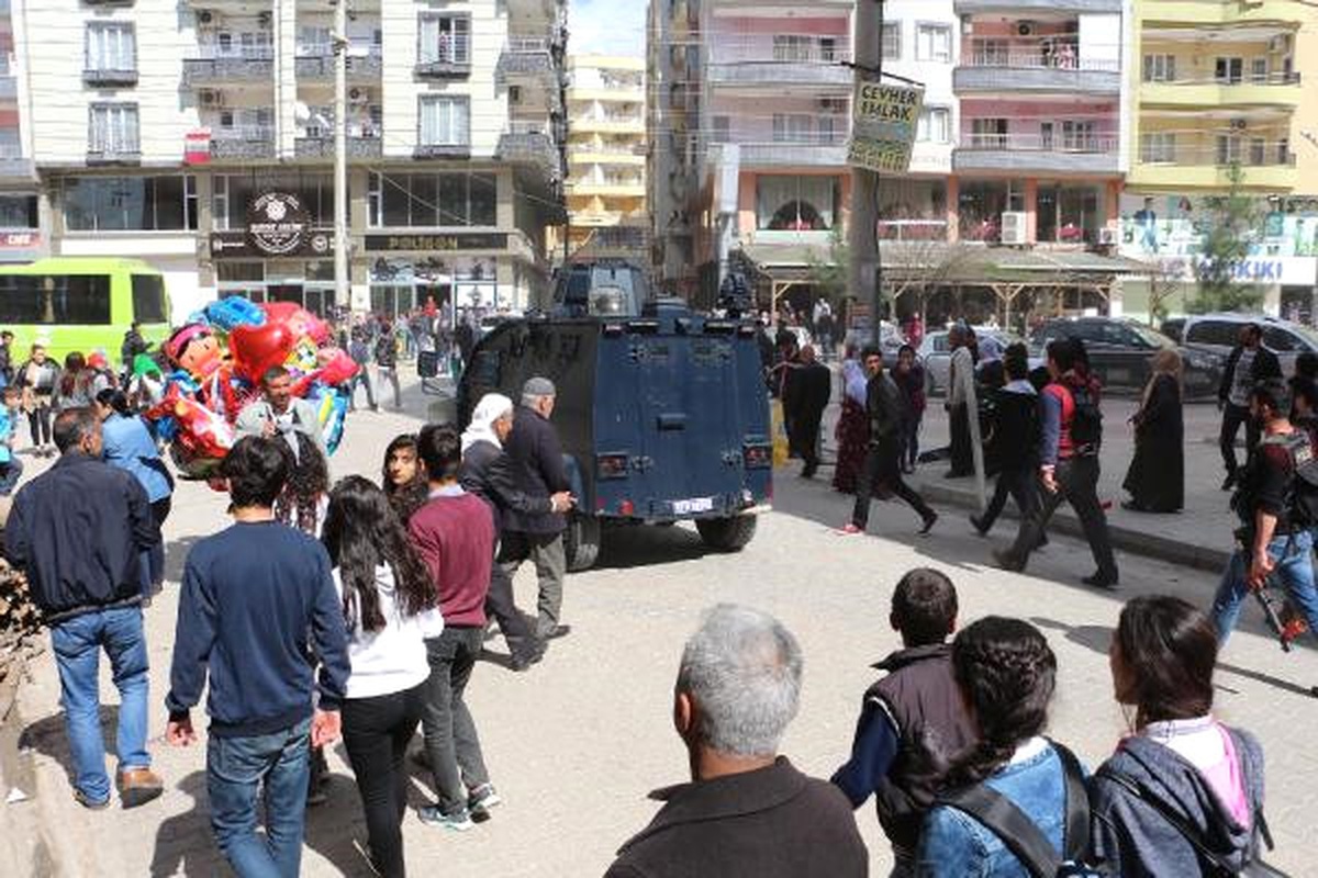 Kızıltepe\'deki Nevruz Kutlaması Sonrası Olay Çıktı