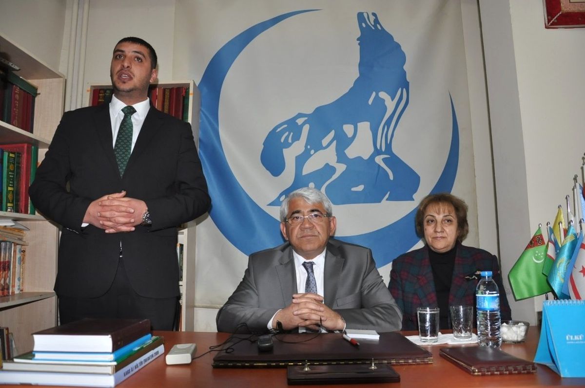 MHP\'li Belediye Başkanı Karaçanta, Ülkücülere Eveti Anlattı