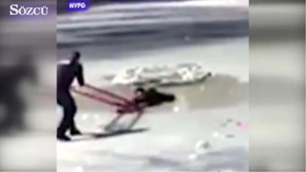 New York Polisi 16 Yaşındaki Genci Buzun İçinden Böyle Kurtardı