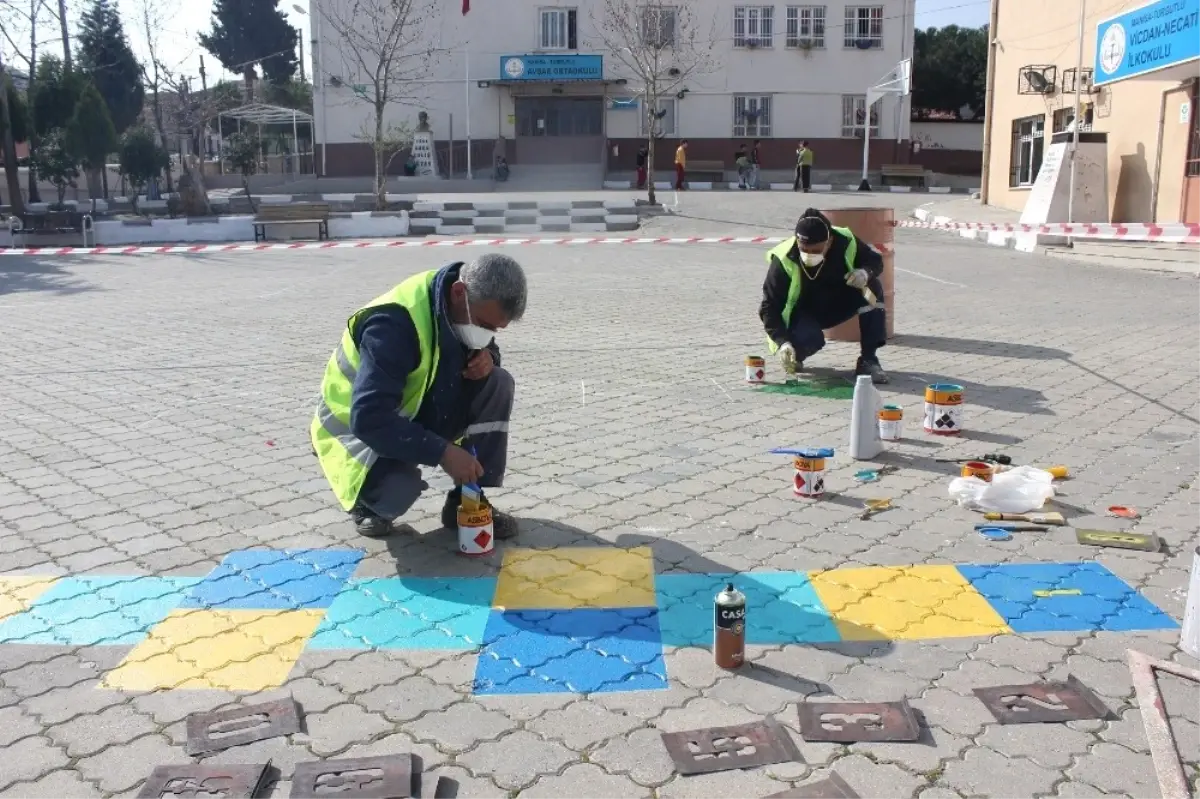 Öğrenciler Hem Eğleniyor Hem Öğreniyor