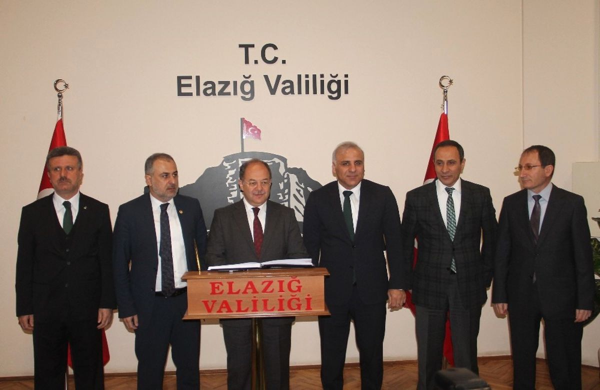 Sağlık Bakanı Akdağ Elazığ\'da