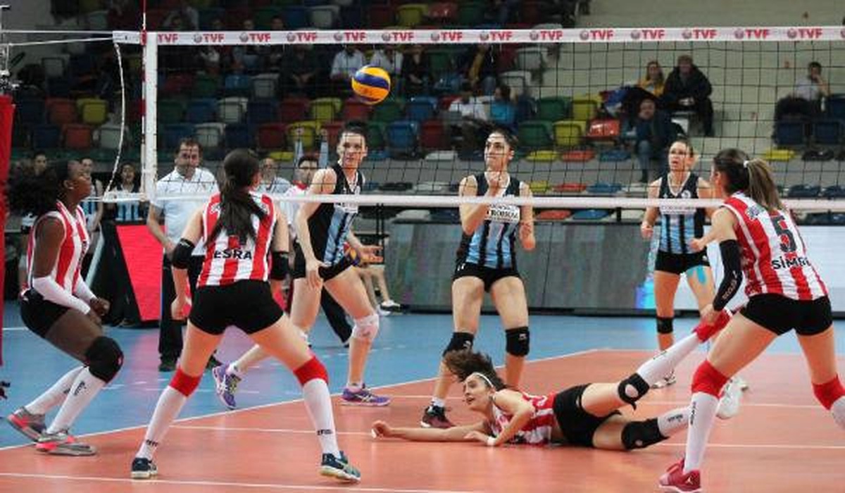 Samsun Büyükşehir Anakent-Beylikdüzü Voleybol İhtisas: 0-3