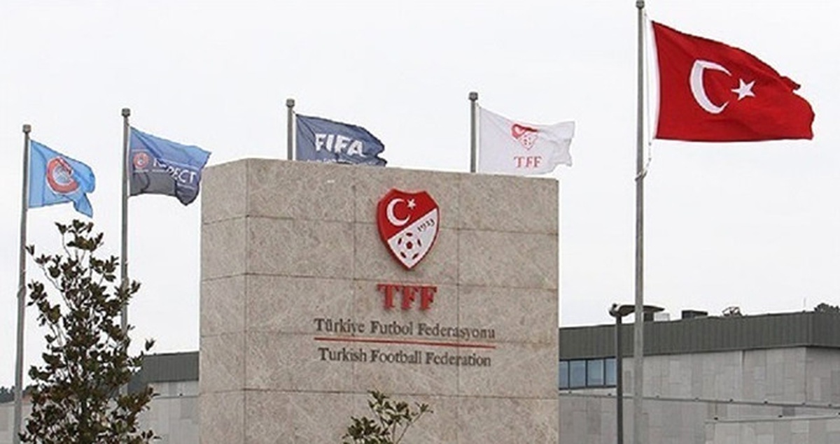 TFF, Beşiktaş ve Trabzonspor\'u PFDK\'ya Sevk Etti