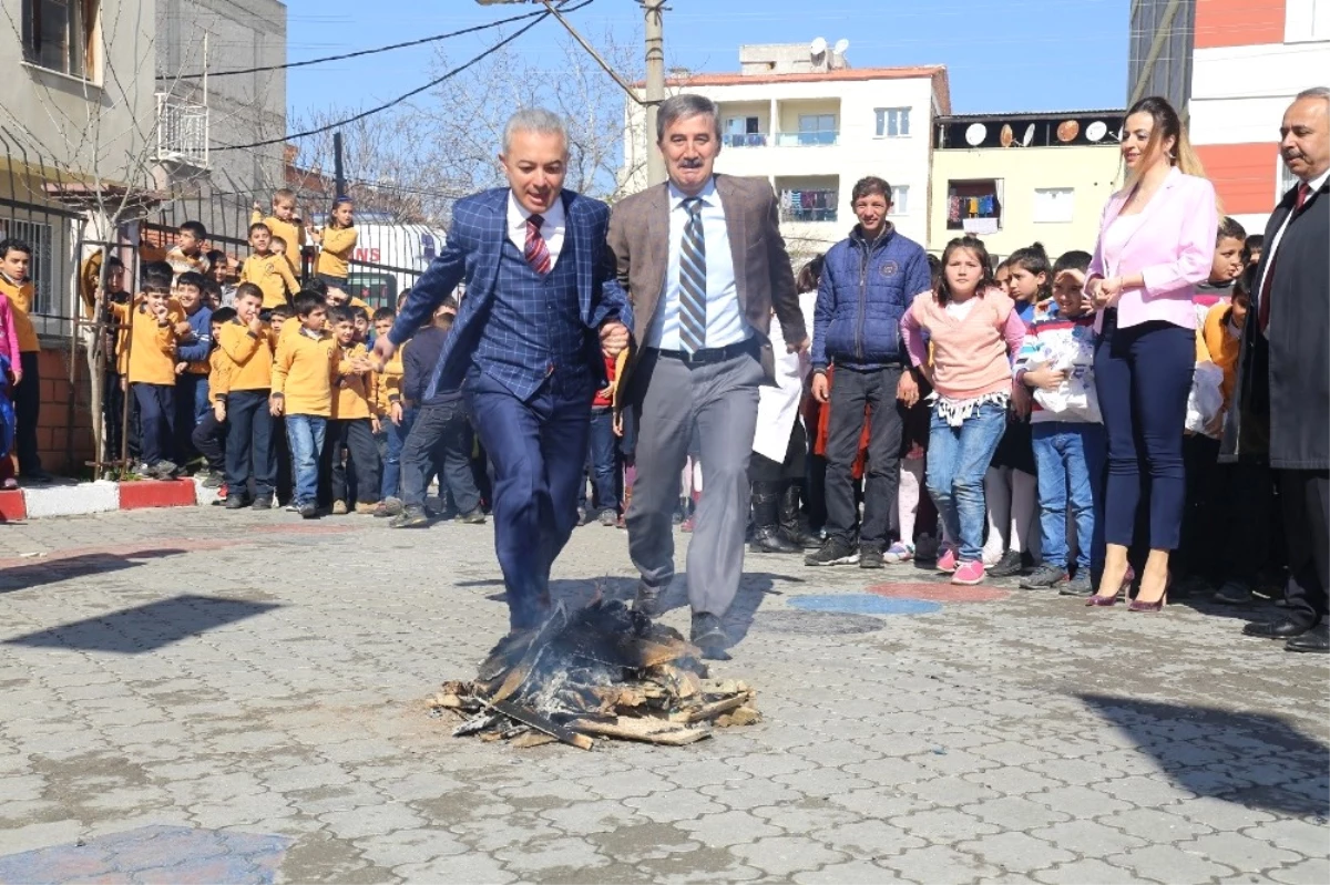 Turgutlu\'da Nevruz Bayramı Kutlaması