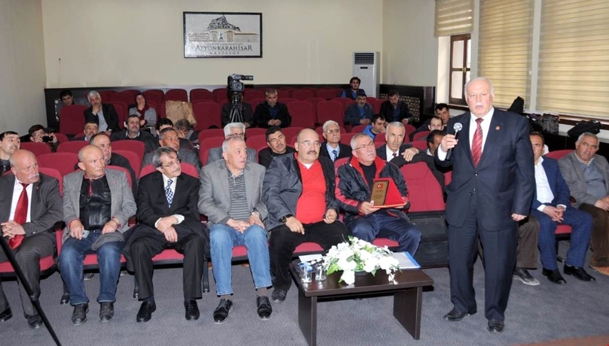 Vali Yıldırım, "Halk Toplantısı" Yaptı
