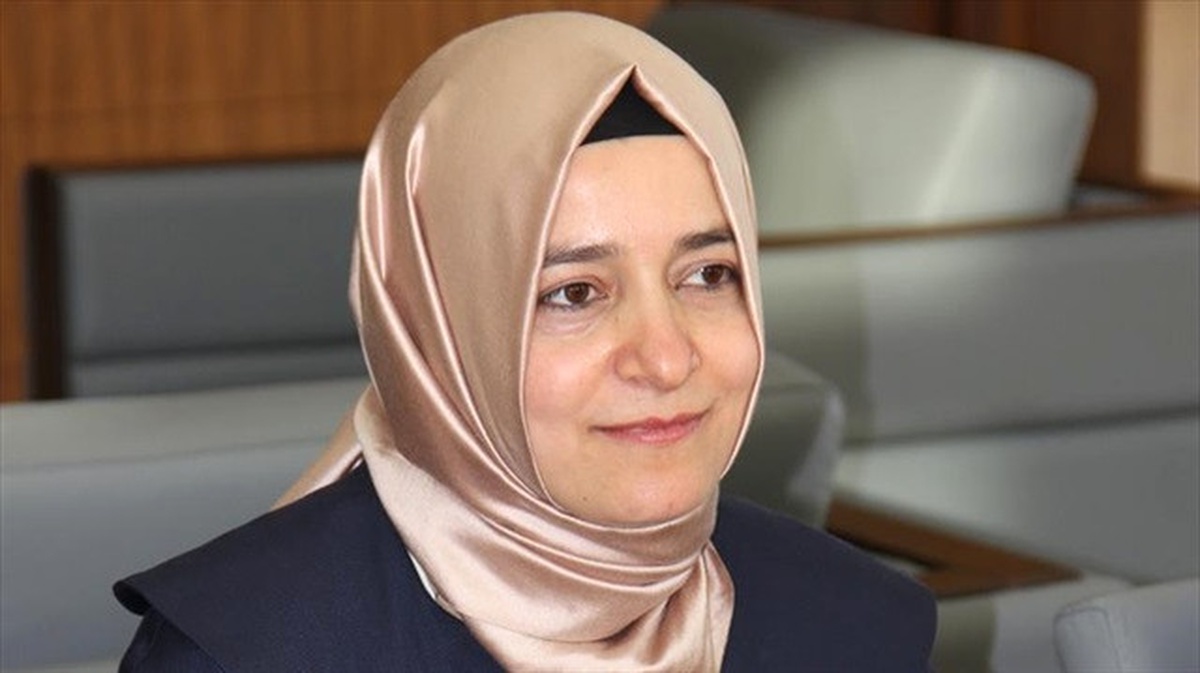 Aile ve Sosyal Politikalar Bakanı Kaya İzmir\'de Açıklaması