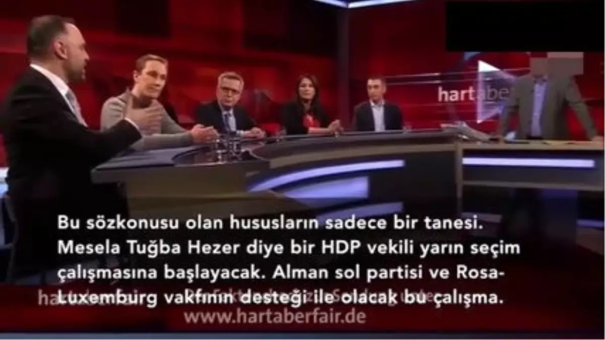 Alman Tv Kanalında Türkiye Düşmanı Cem Özdemir\'i Rezil Eden Türk