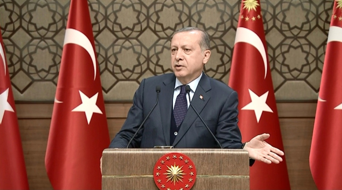 Avrupa\'nın \'Gazeteci\' Dedikleri Bakın Ne Haltlar Yemiş !