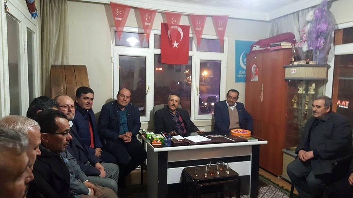 Başkan Yalçın\'dan MHP İlçe Teşkilatına Ziyaret