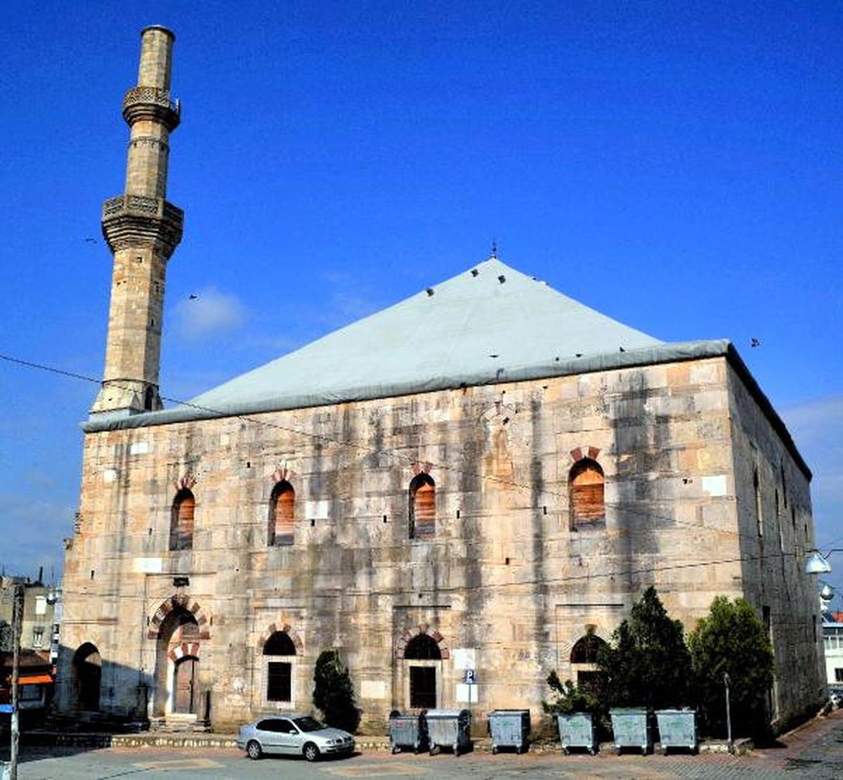 Batı Trakya\'daki Tarihi Cami, Yangında Kullanılmaz Hale Geldi
